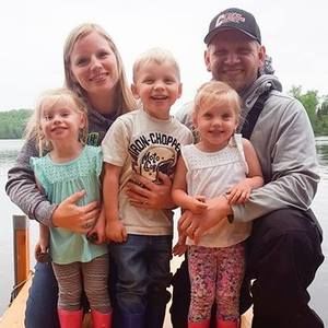 Meet your Posher, Adam